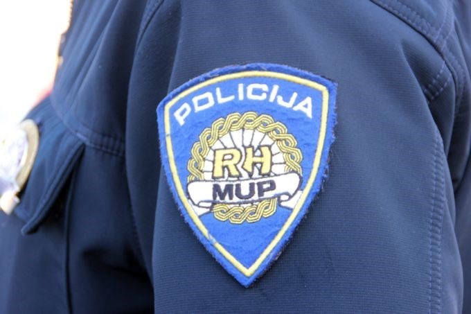 Slika \PU_V\ilustracije\Općenito\grb na rukavu.jpg